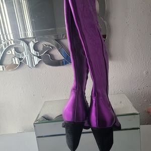 Gianni Bini Cow Girl Shoe. The shoe is brand new without a tag.